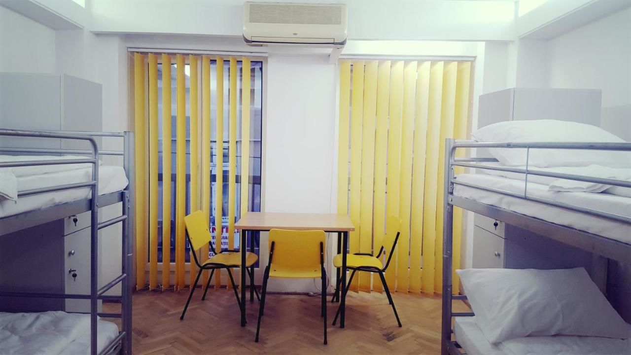Хостелы Sleep Inn Hostel Бухарест-30