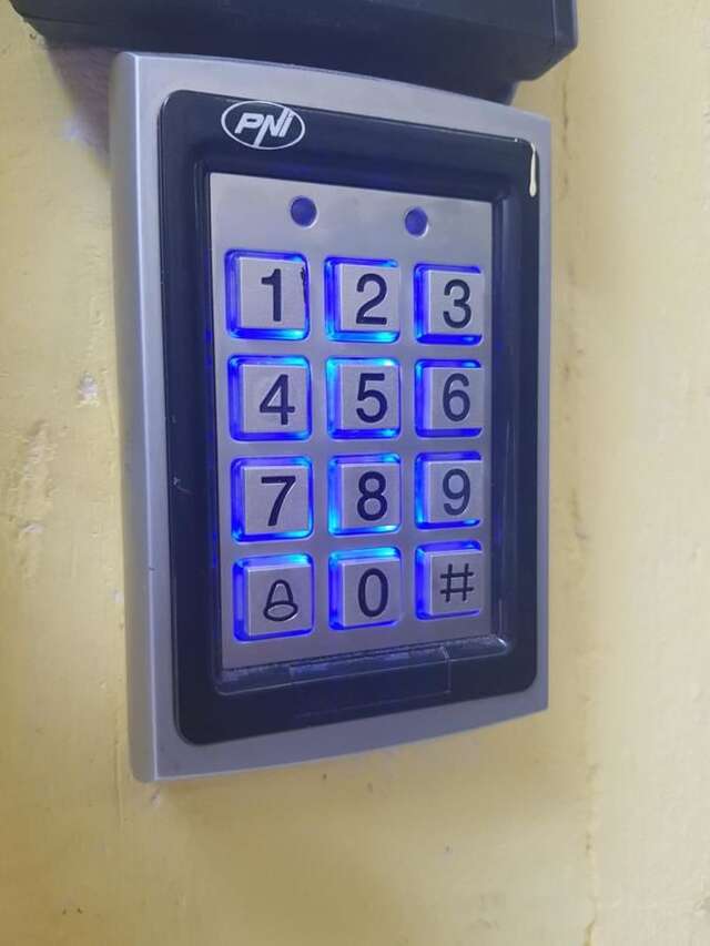 Хостелы Sleep Inn Hostel Бухарест-12