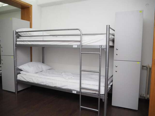 Хостелы Sleep Inn Hostel Бухарест-19